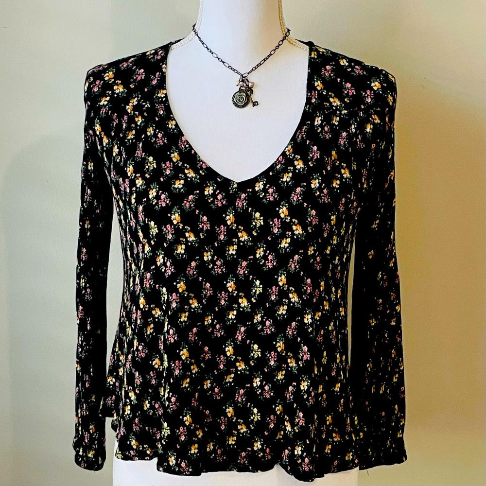 🔥FP Free People boho floral long sleeve open back blouse top size small x small